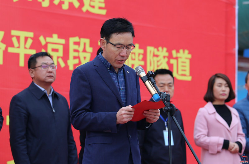 6、甘肅新科建工監(jiān)理咨詢有限公司副總經理、PTKZJL1標駐地高監(jiān)劉鵬舟講話。.jpg